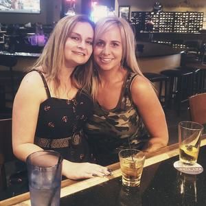 Meet your Posher, Suzette